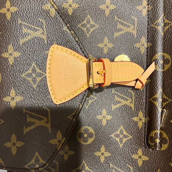 NWOT Louis Vuitton Mountsouris PM backpack - Picture 4 of 5